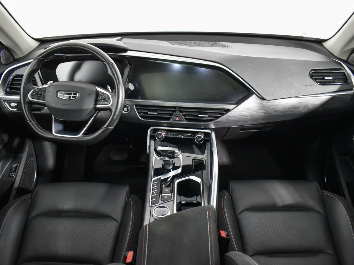 Geely Tugella 2021 года с пробегом. Фото: #14