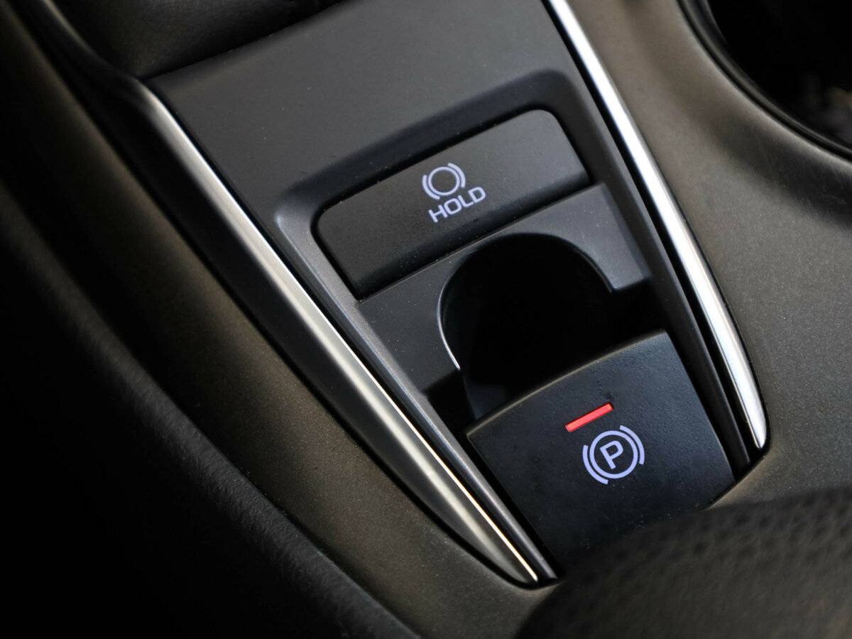 Toyota Camry 2021 года с пробегом. Фото: #26