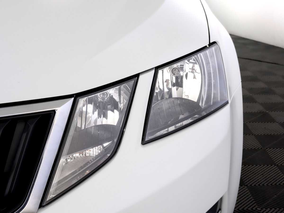 Skoda Octavia 2019 года с пробегом. Фото: #14