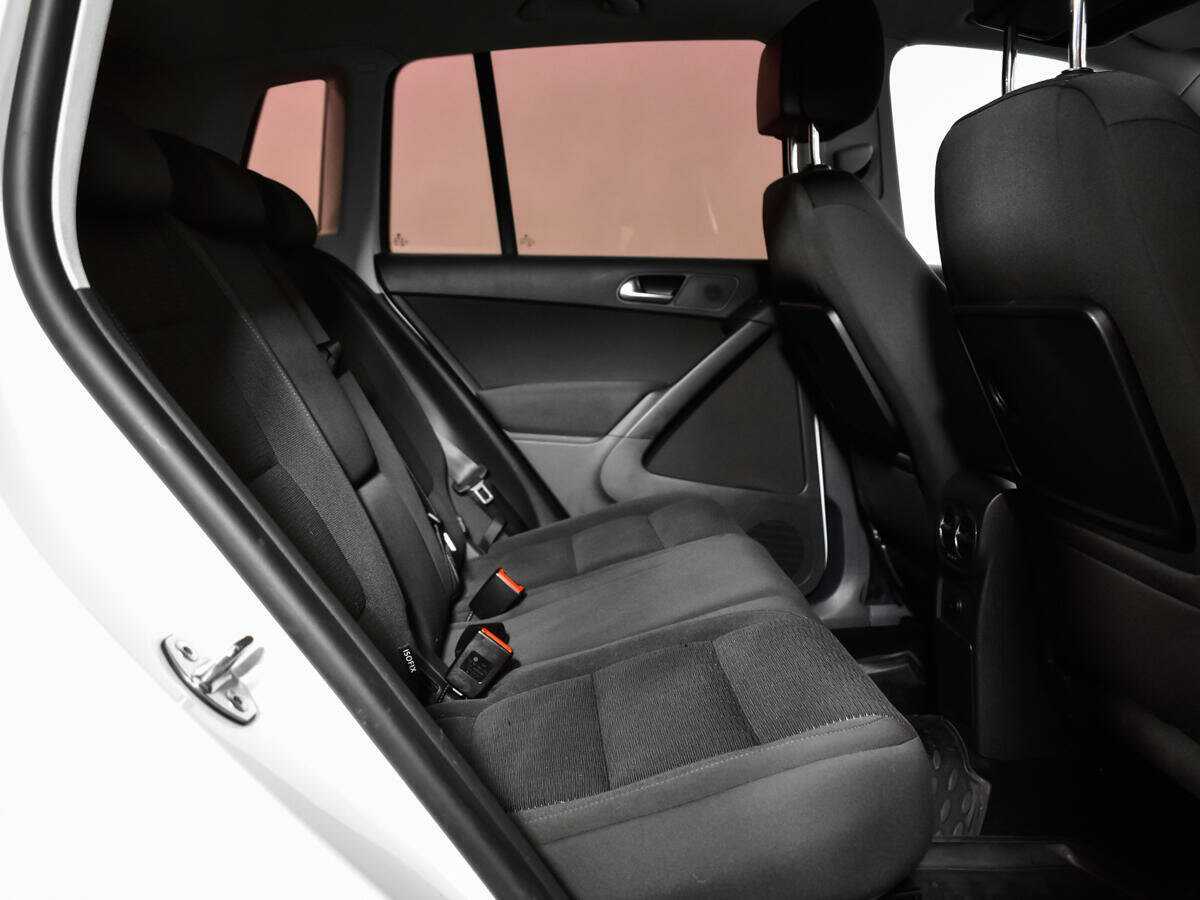 Volkswagen Tiguan 2015 года с пробегом. Фото: #9