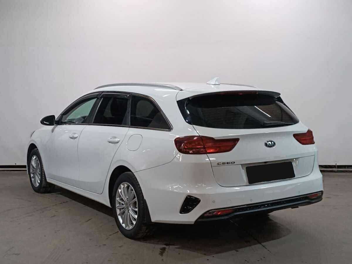 Kia Ceed 2021 года с пробегом. Фото: #6