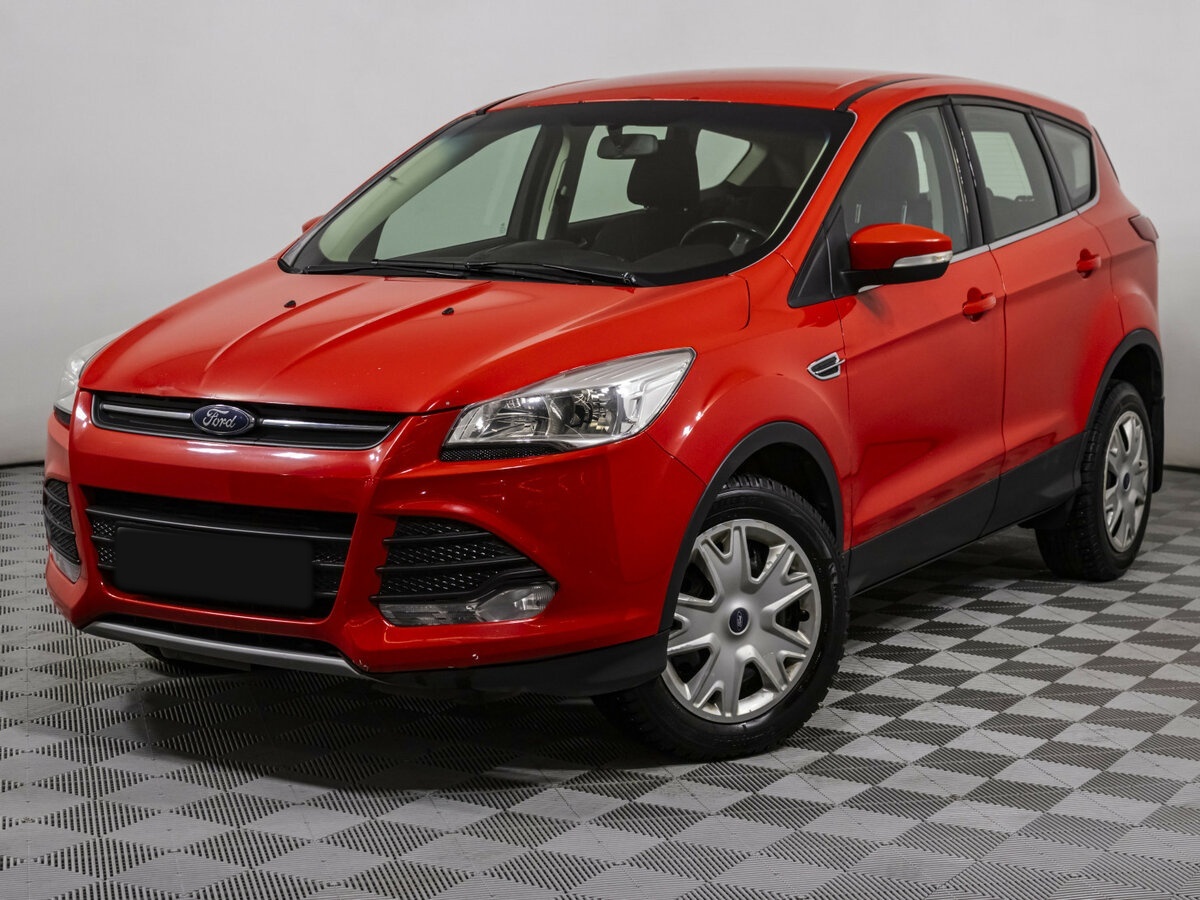 Ford Kuga 2015 года с пробегом. Посмотреть фото