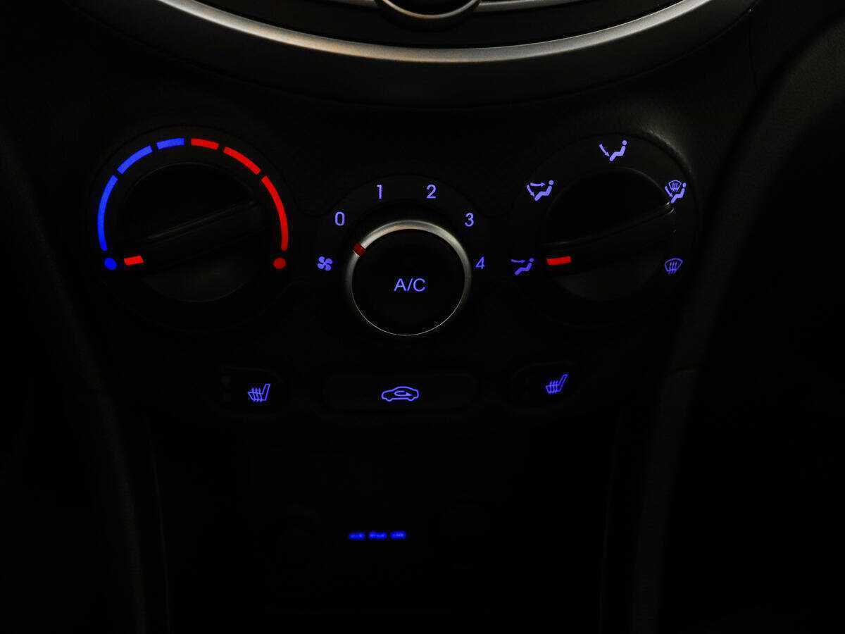 Hyundai Solaris 2013 года с пробегом. Фото: #14