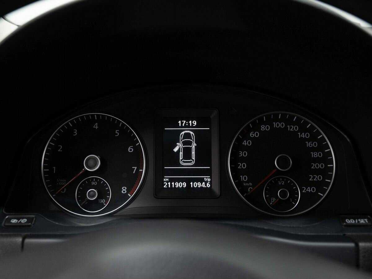 Volkswagen Golf Plus 2013 года с пробегом. Фото: #15