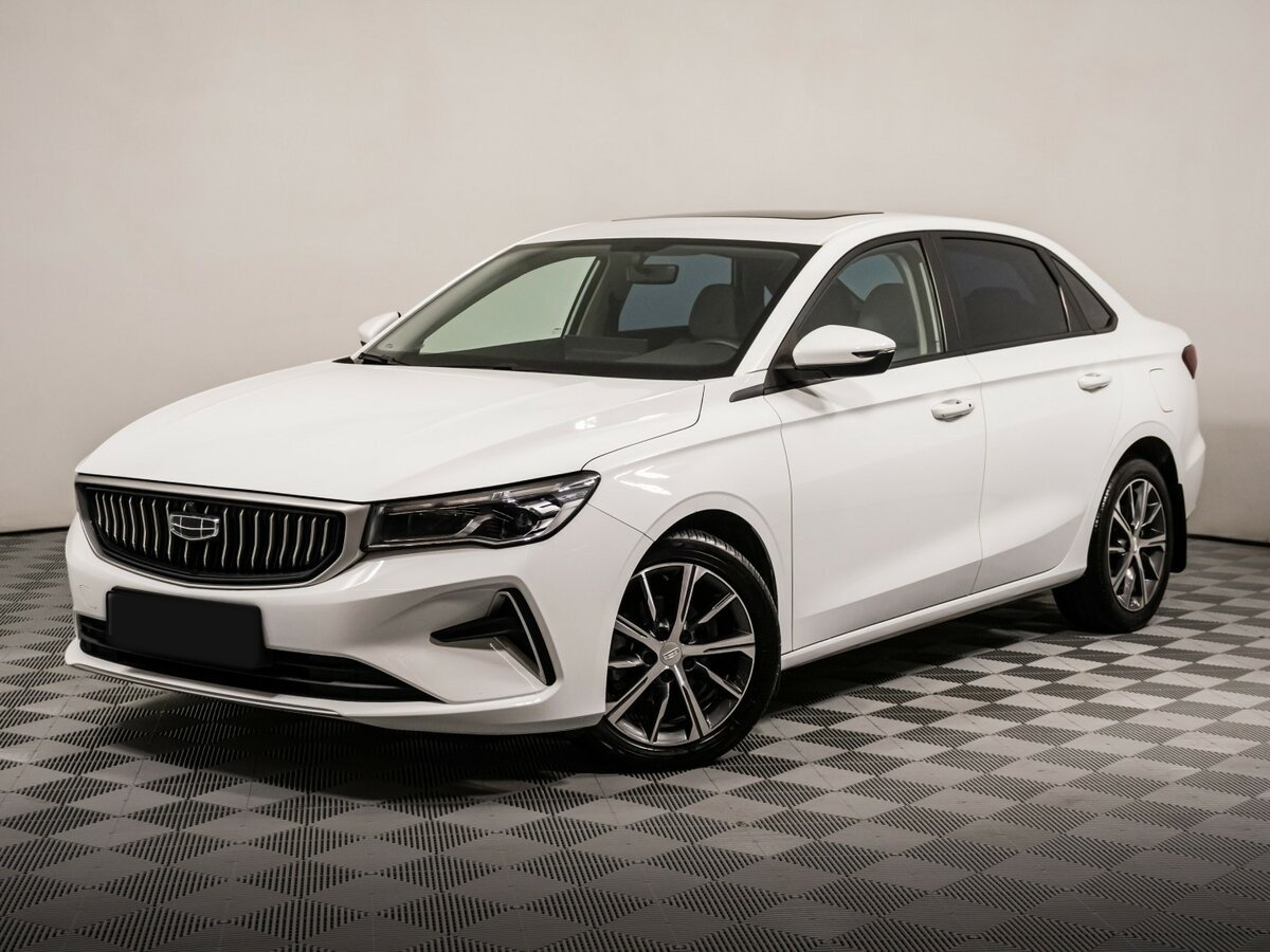 Geely Emgrand 2023 года с пробегом. Посмотреть фото