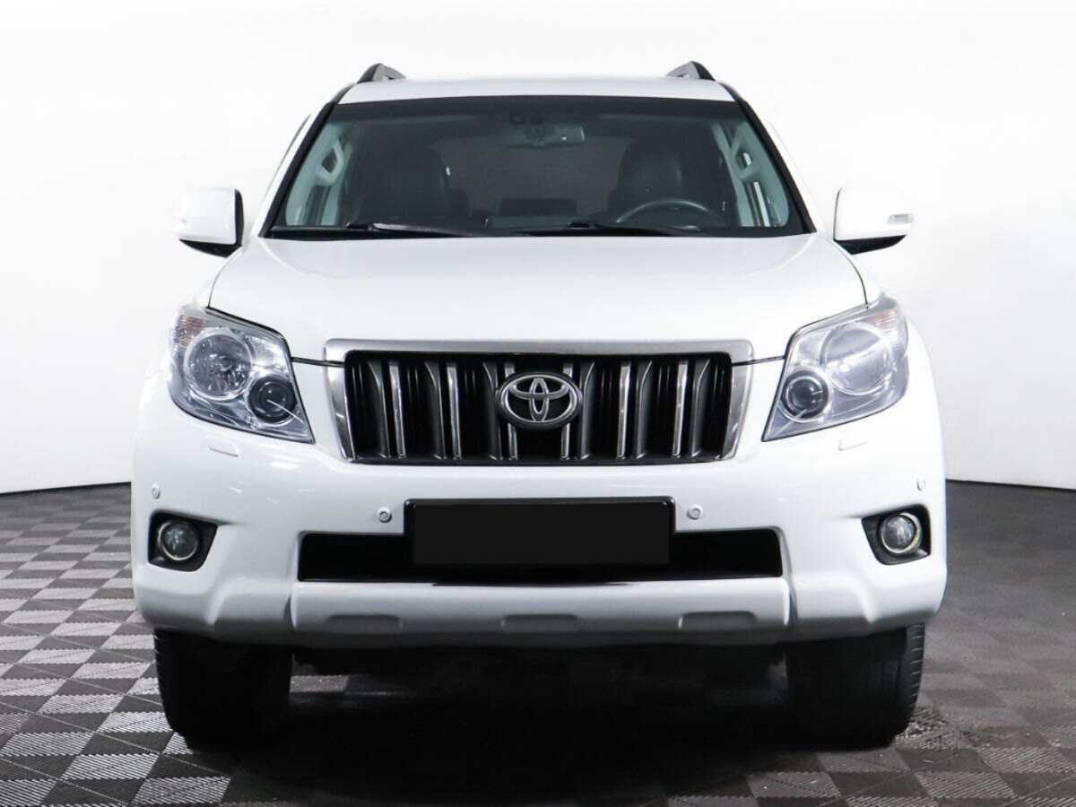 Toyota Land Cruiser Prado 2012 года с пробегом. Фото: #1