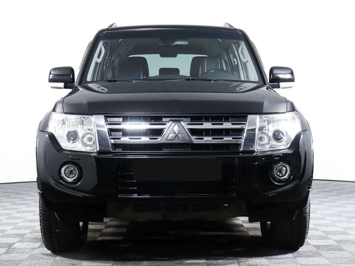 Mitsubishi Pajero 2012 года с пробегом. Посмотреть фото