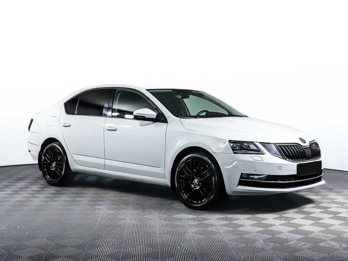 Skoda Octavia 2019 года с пробегом. Фото: #2