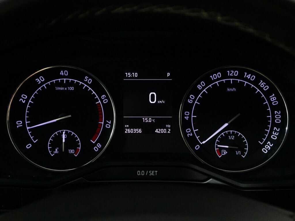 Skoda Superb 2018 года с пробегом. Фото: #9