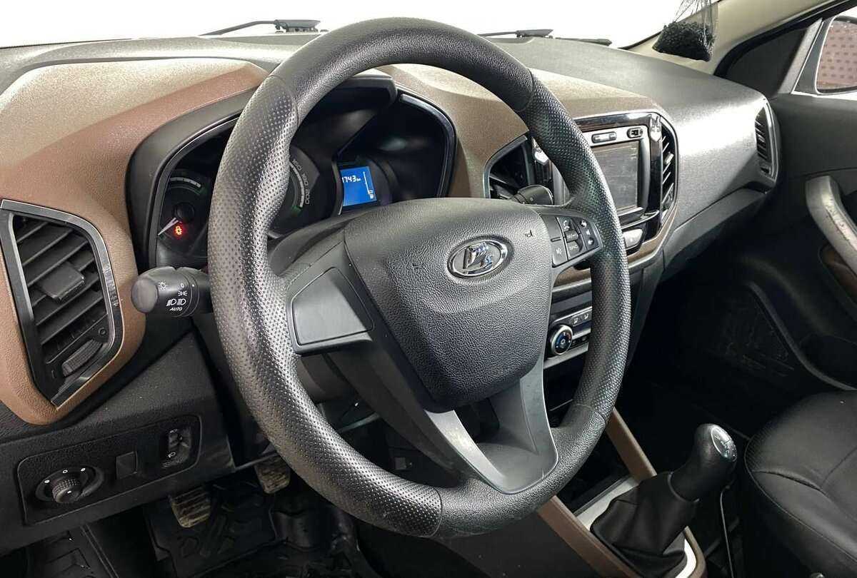 Lada (ВАЗ) XRAY 2017 года с пробегом. Фото: #12