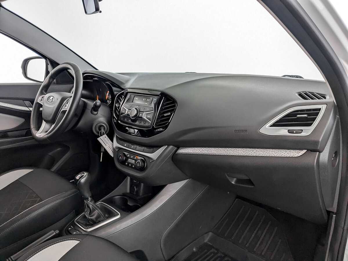 Lada (ВАЗ) Vesta 2019 года с пробегом. Фото: #8