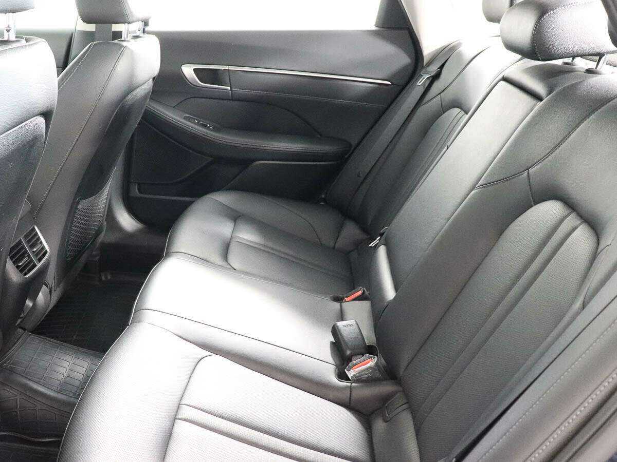 Hyundai Sonata 2020 года с пробегом. Фото: #9