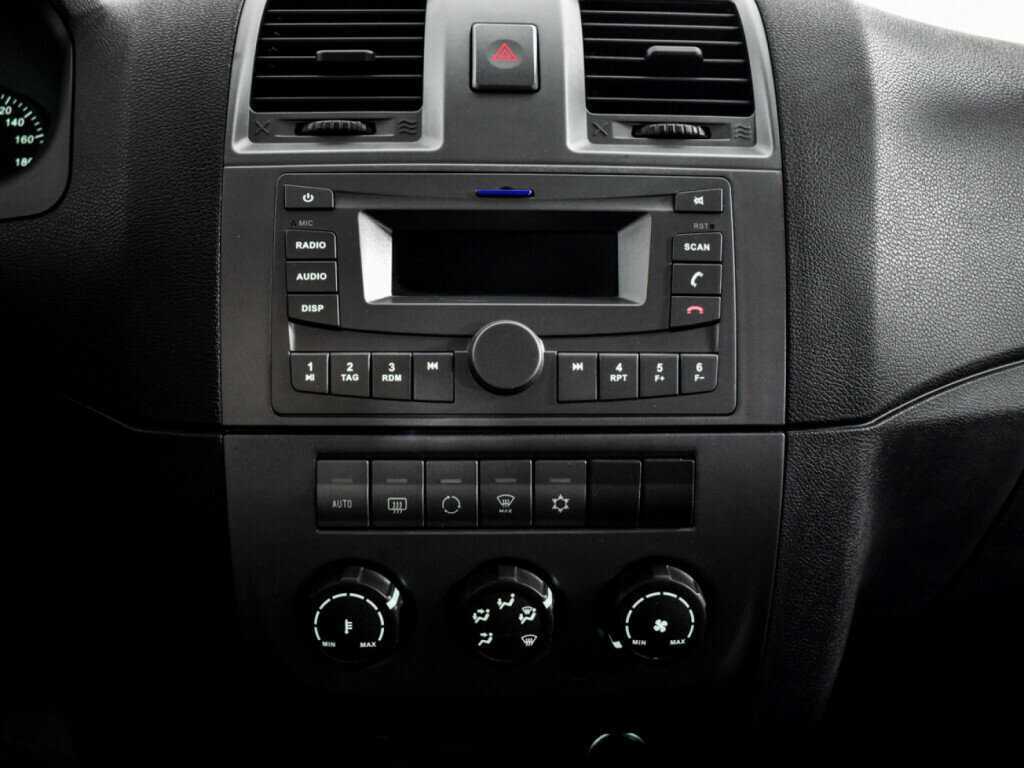 УАЗ Patriot 2015 года с пробегом. Фото: #13