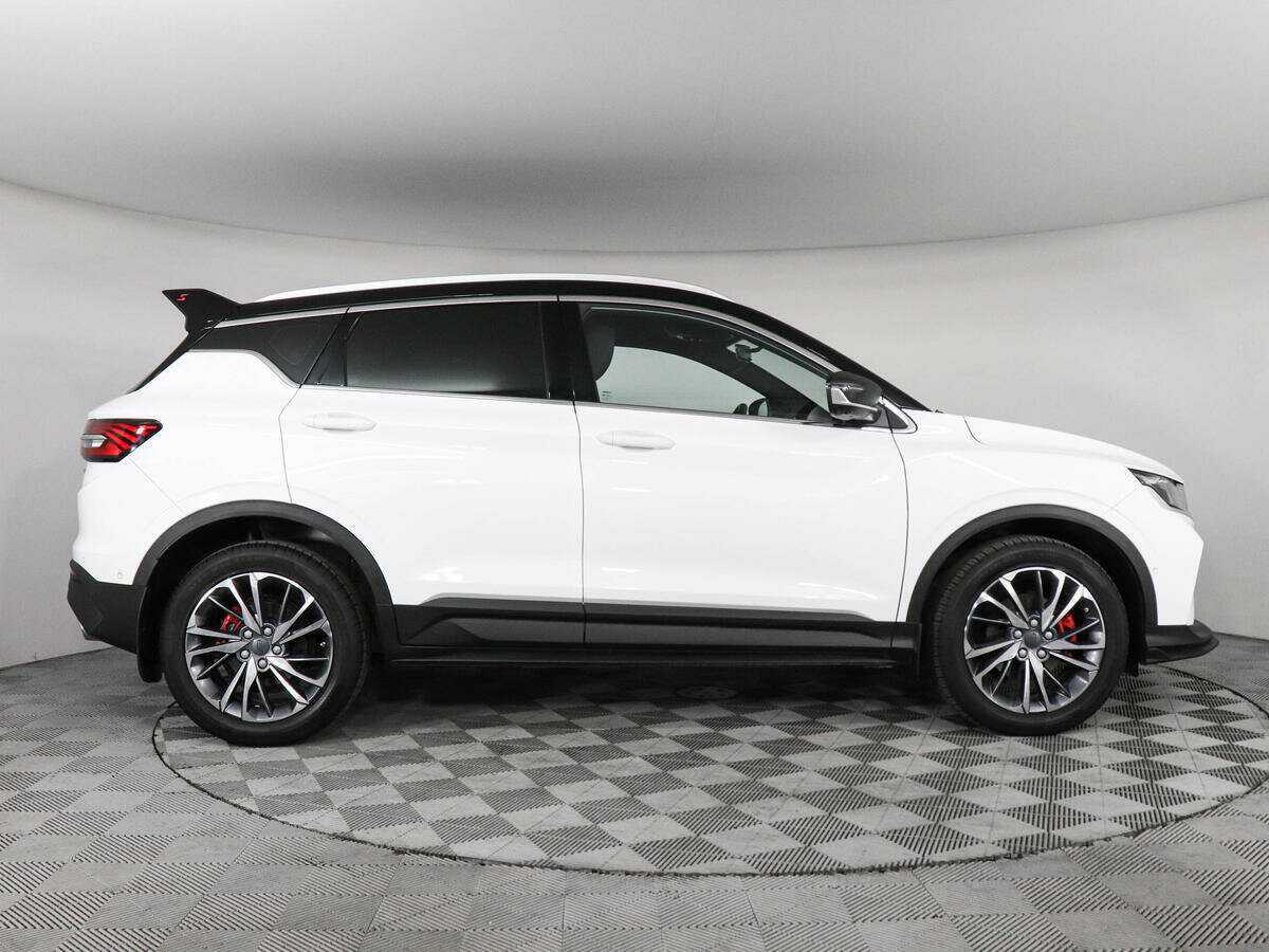 Geely Coolray 2023 года с пробегом. Фото: #3