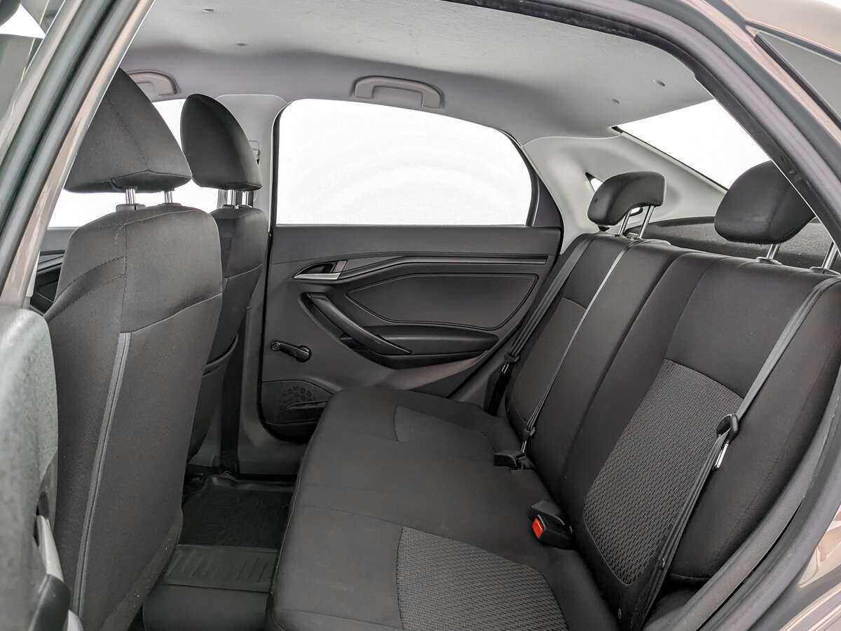 Lada (ВАЗ) Vesta 2018 года с пробегом. Фото: #9