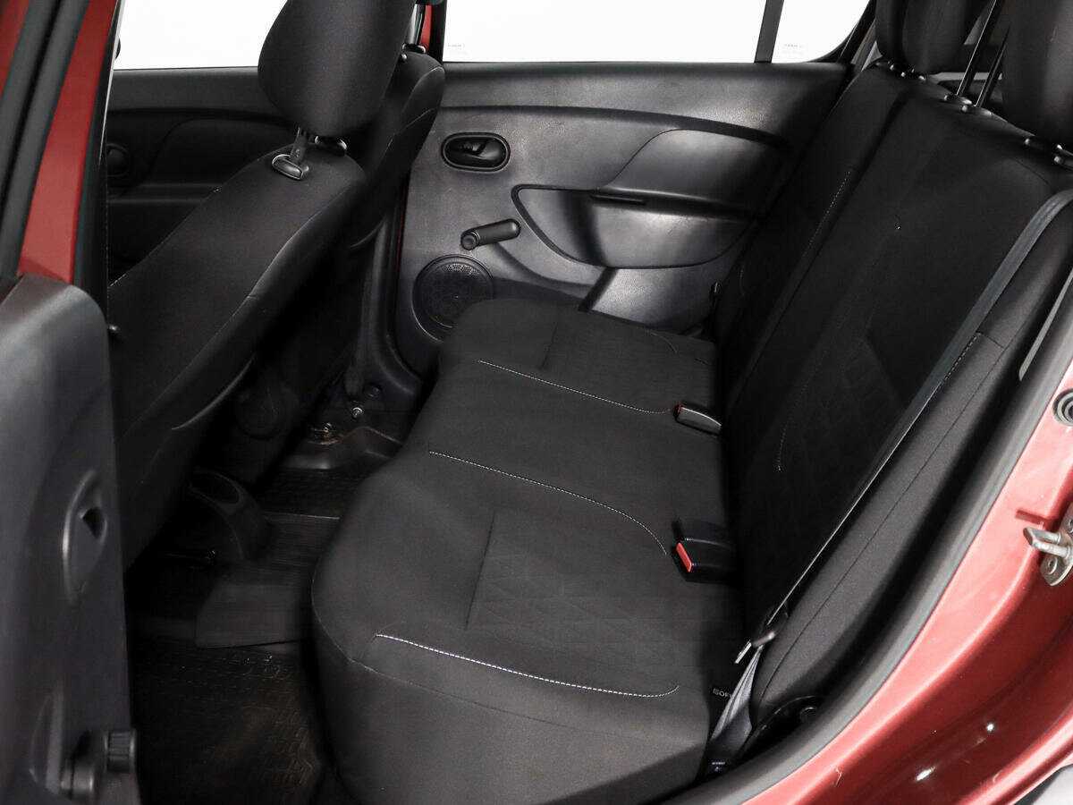 Renault Sandero 2015 года с пробегом. Фото: #9