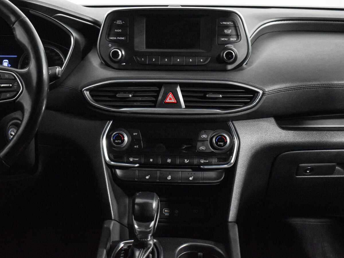Hyundai Santa Fe 2018 года с пробегом. Фото: #12