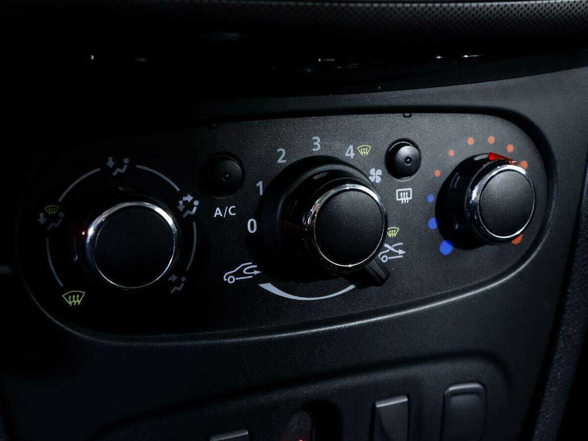 Renault Logan 2020 года с пробегом. Фото: #15