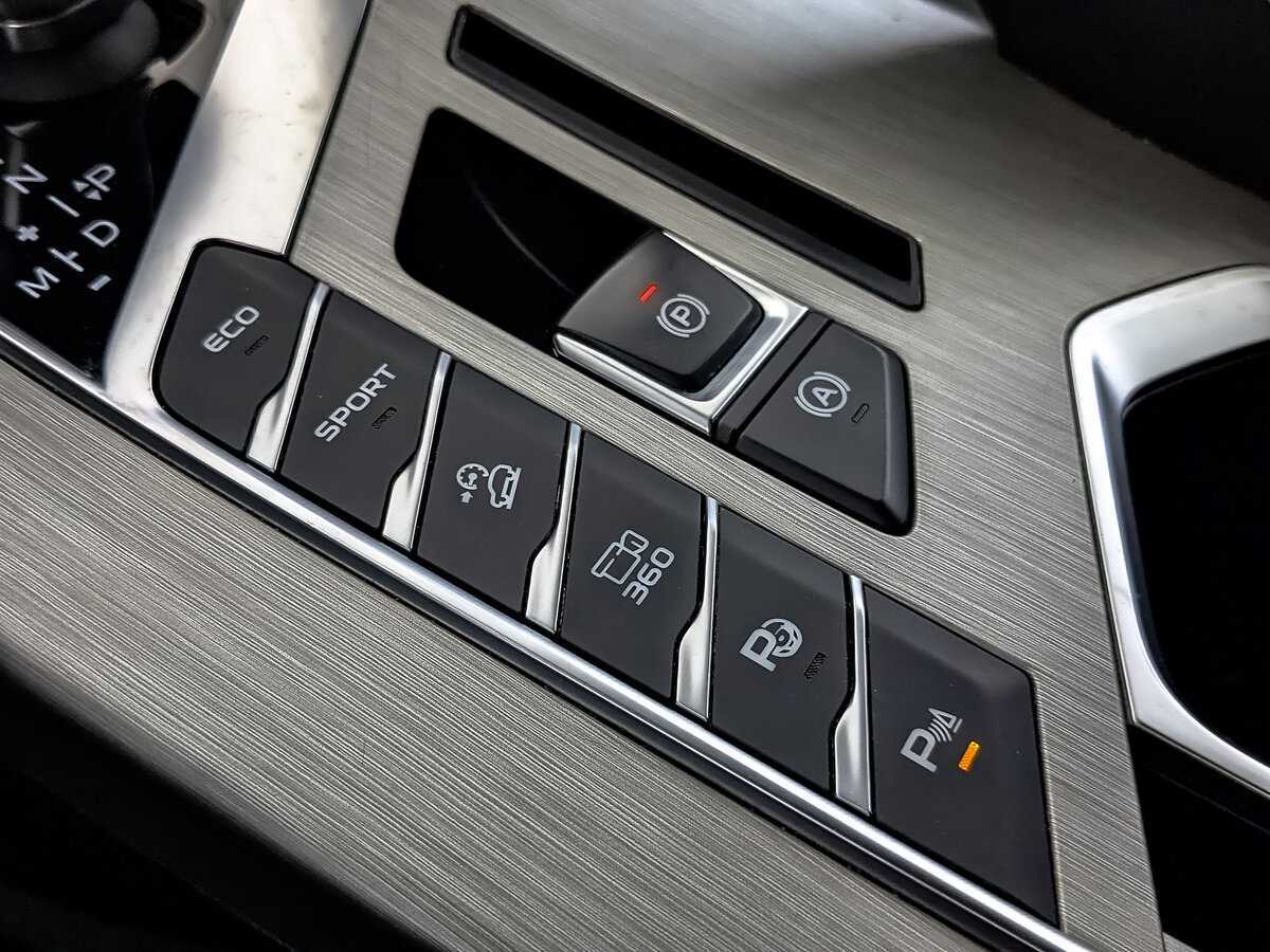 Geely Coolray 2023 года с пробегом. Фото: #25