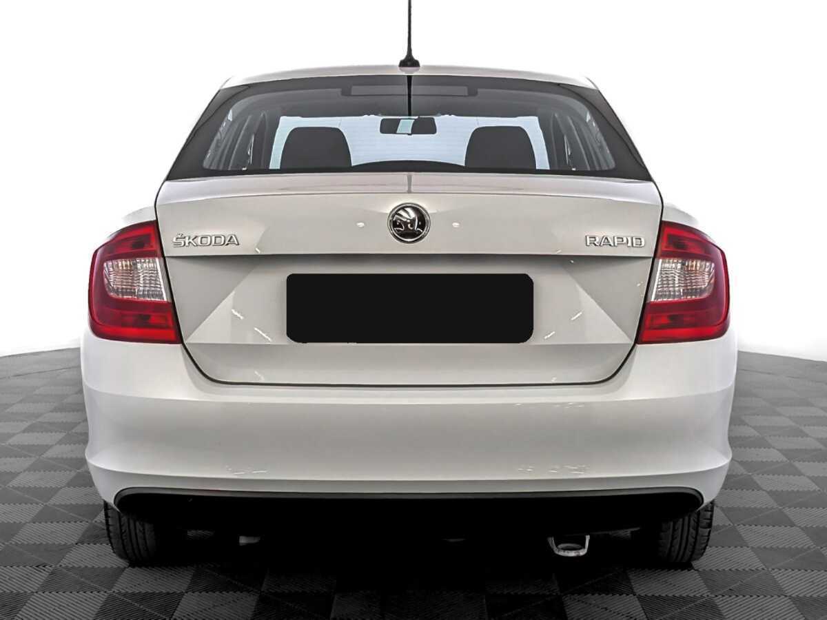 Skoda Rapid 2017 года с пробегом. Фото: #5