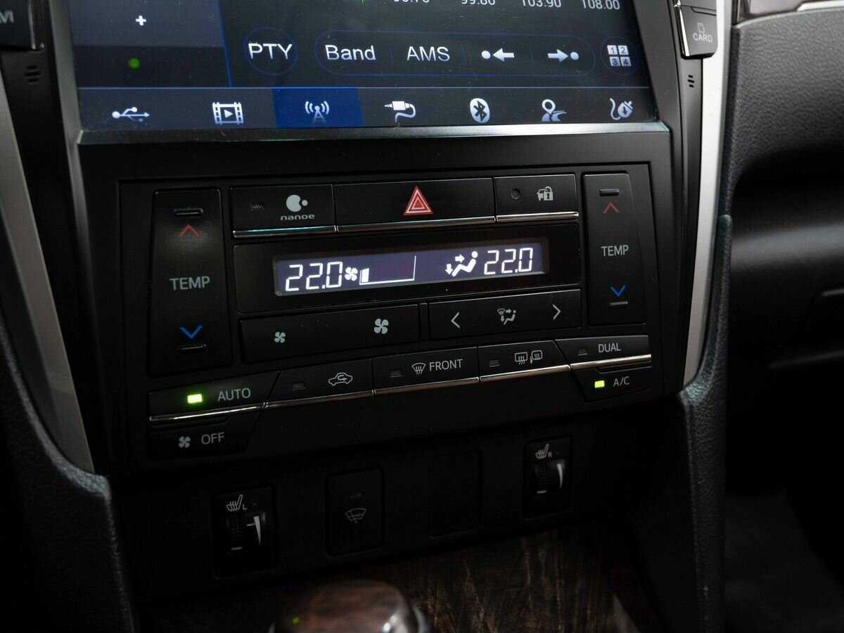 Toyota Camry 2017 года с пробегом. Фото: #22