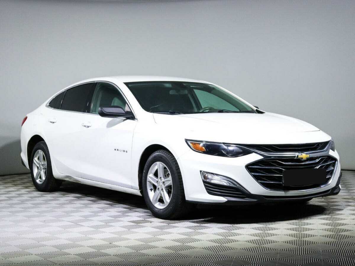 Chevrolet Malibu 2019 года с пробегом. Фото: #2