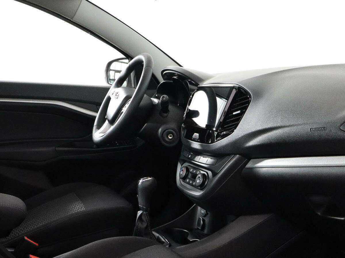 Lada (ВАЗ) Vesta 2021 года с пробегом. Фото: #6