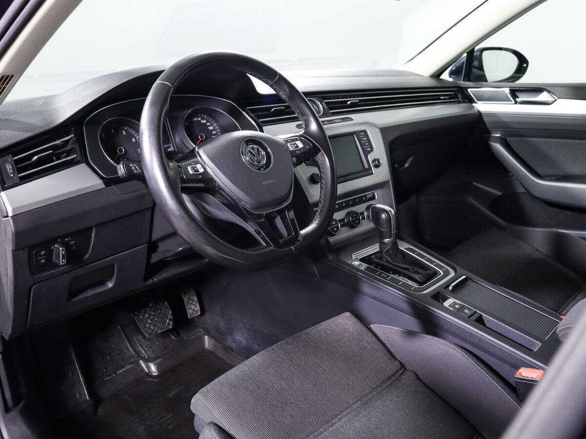 Volkswagen Passat 2016 года с пробегом. Фото: #11