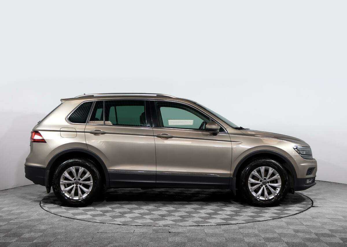 Volkswagen Tiguan 2017 года с пробегом. Фото: #2