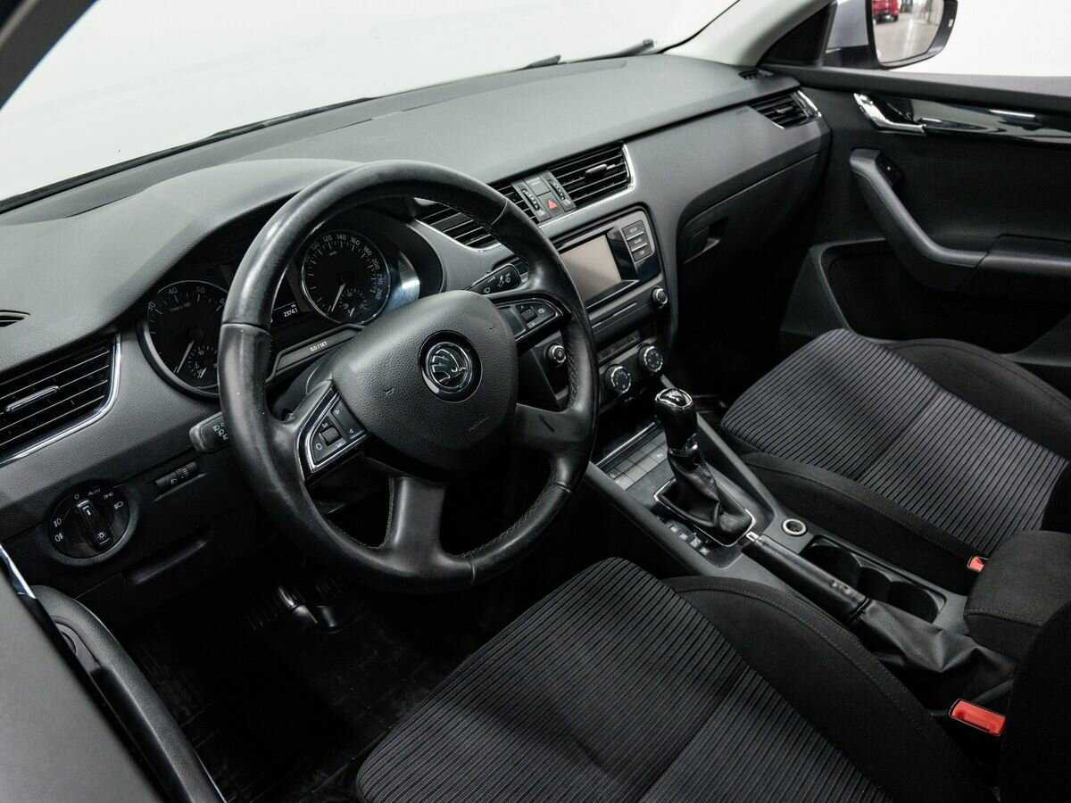 Skoda Octavia 2015 года с пробегом. Фото: #9