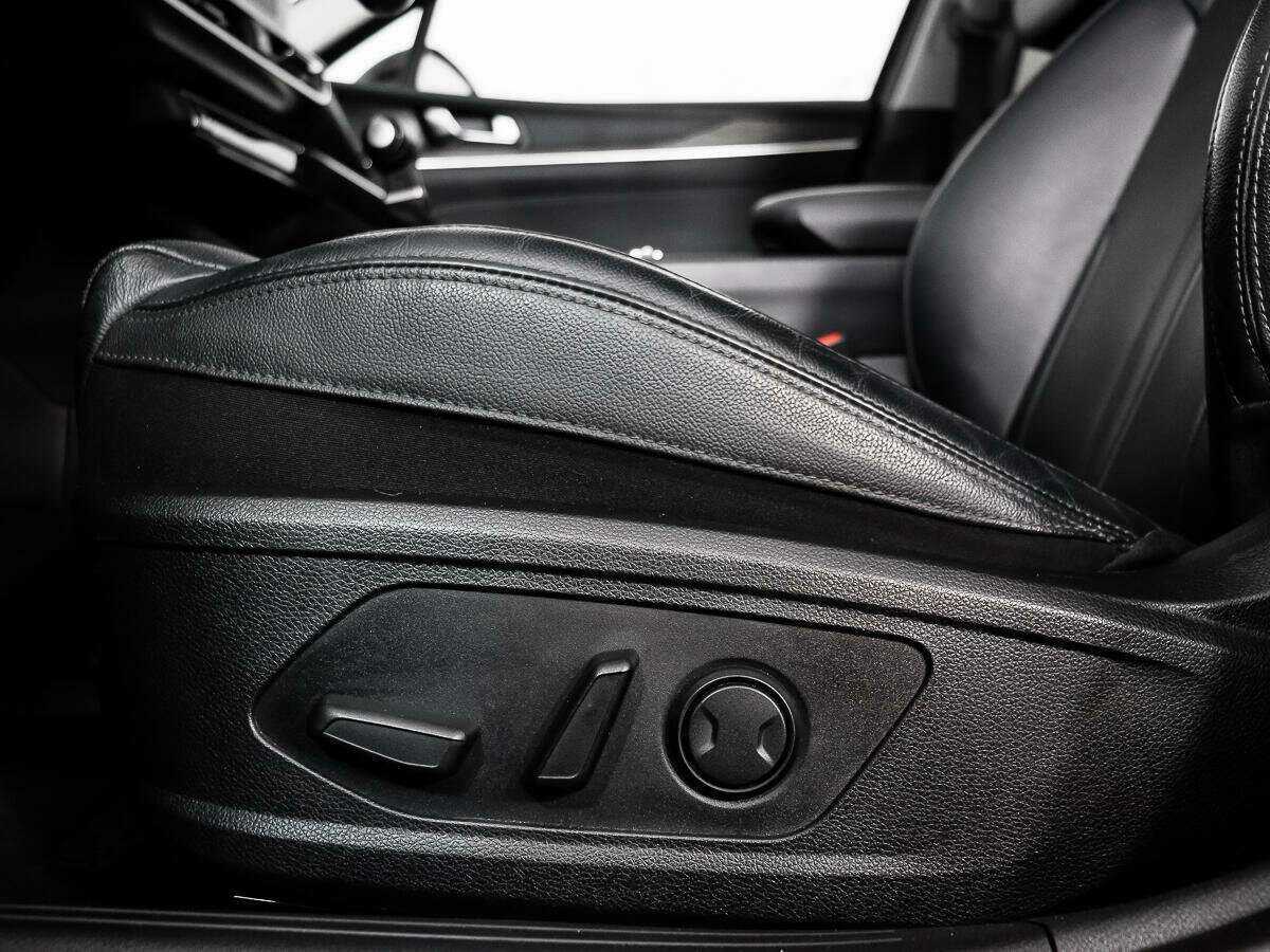 Kia K5 2020 года с пробегом. Фото: #10