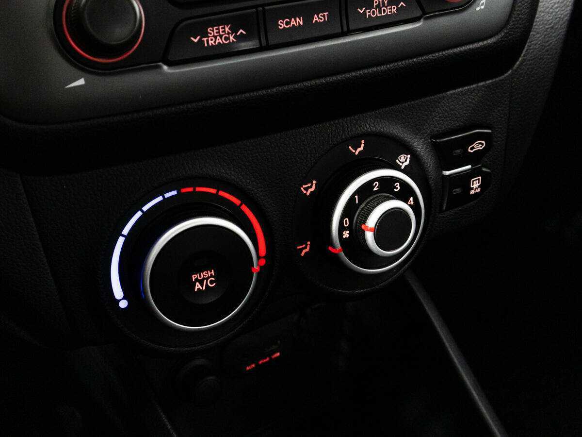 Kia Rio 2014 года с пробегом. Фото: #14