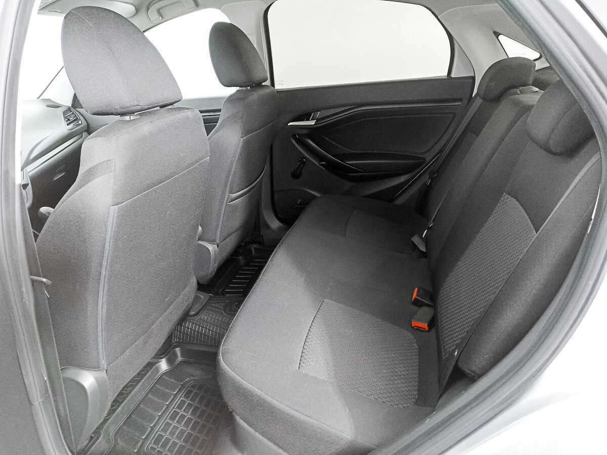 Lada (ВАЗ) Vesta 2018 года с пробегом. Фото: #9