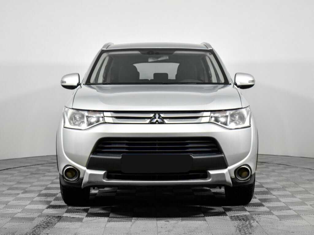Mitsubishi Outlander 2014 года с пробегом. Фото: #1