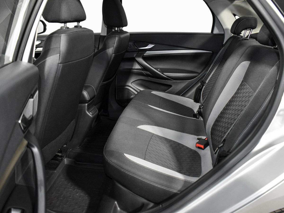 Lada (ВАЗ) Vesta 2023 года с пробегом. Фото: #16