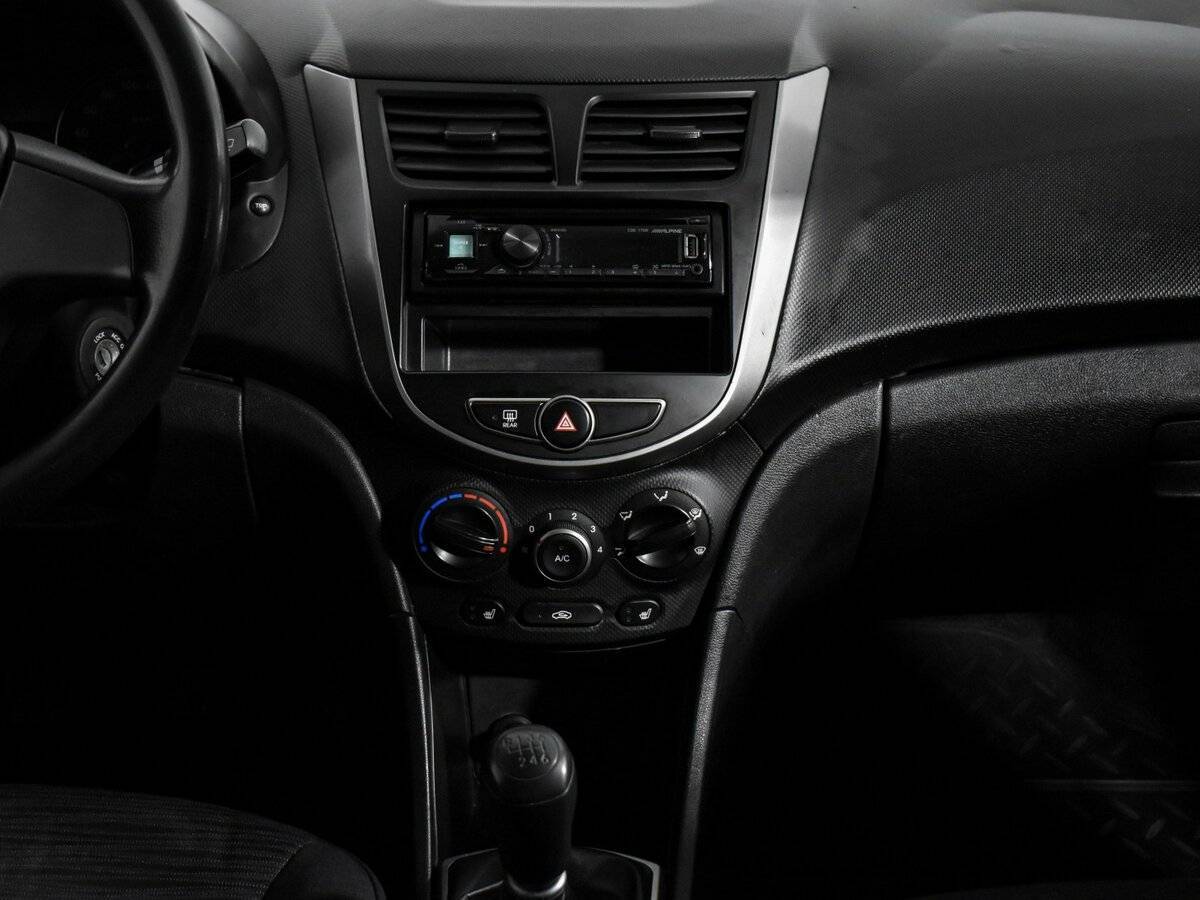 Hyundai Solaris 2014 года с пробегом. Фото: #13