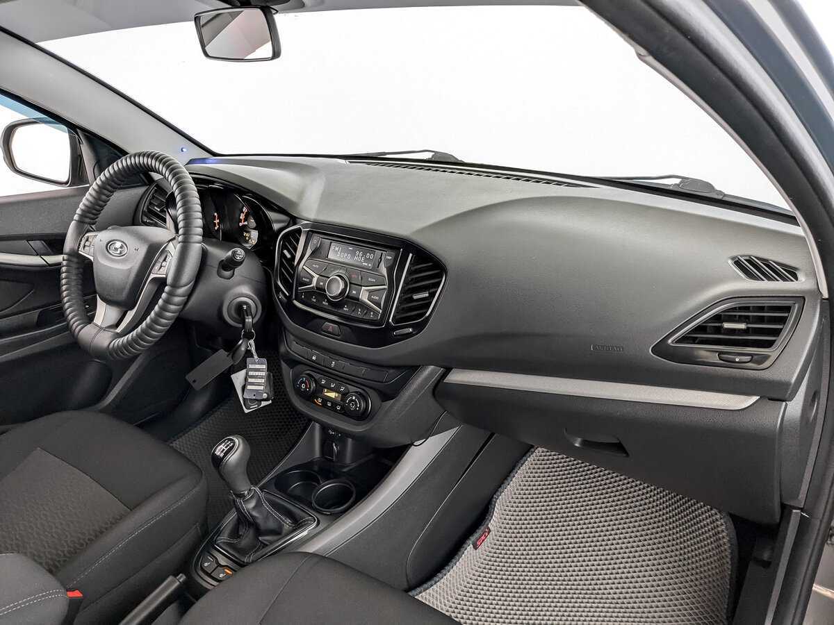 Lada (ВАЗ) Vesta 2019 года с пробегом. Фото: #10