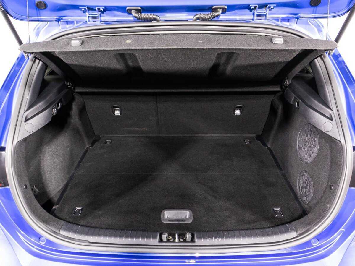 Kia Ceed 2019 года с пробегом. Фото: #19