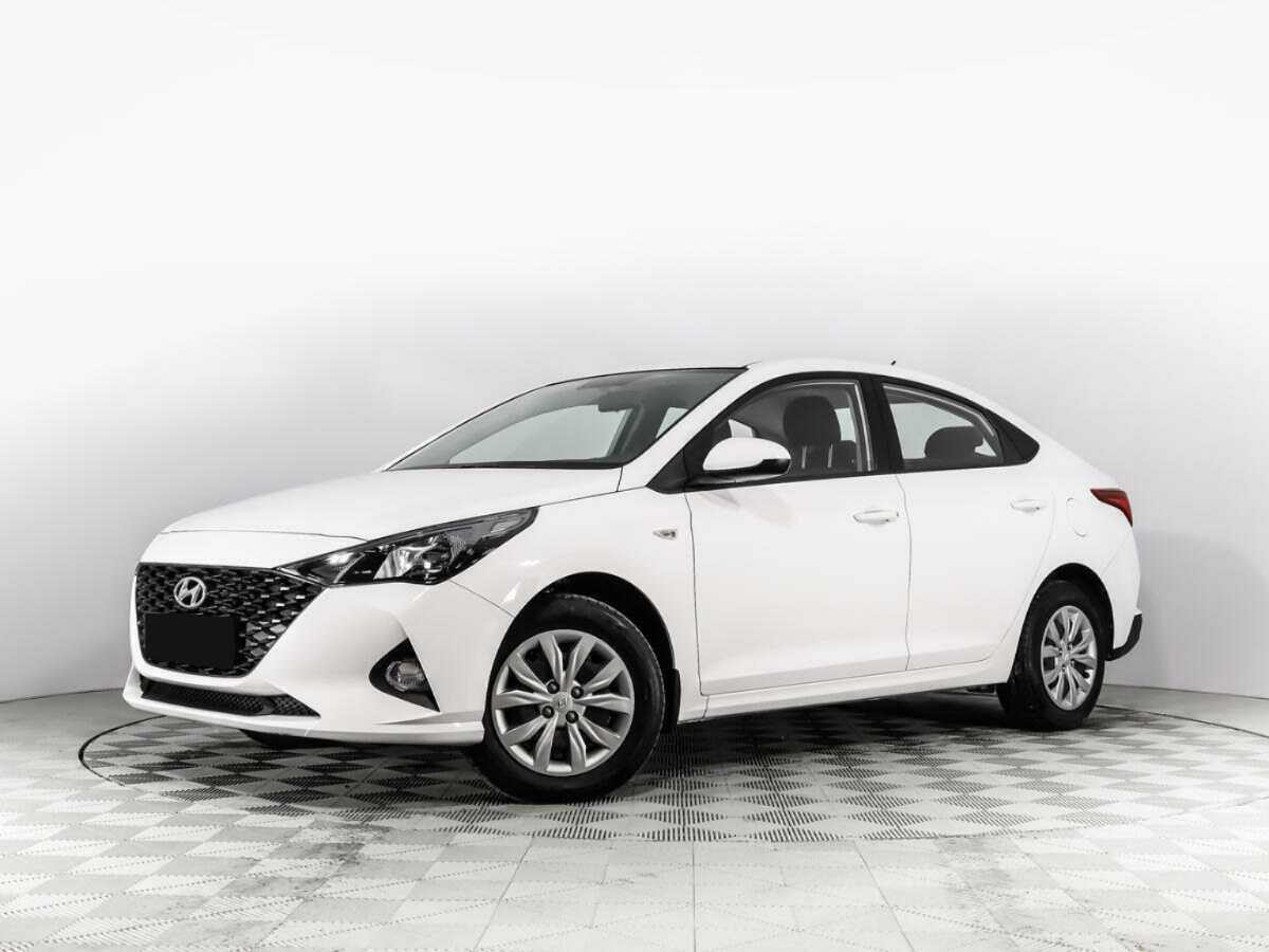 Hyundai Solaris 2021 года с пробегом. Посмотреть фото