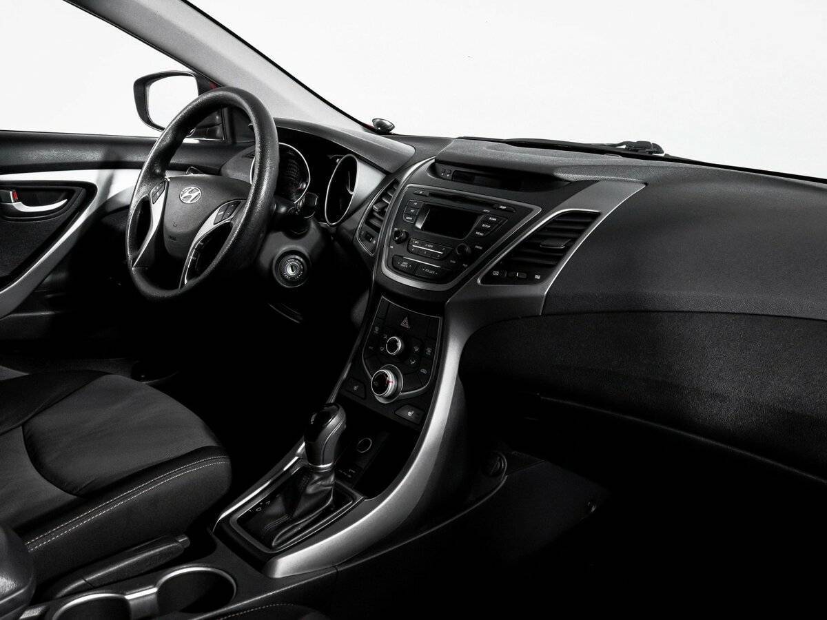 Hyundai Elantra 2015 года с пробегом. Фото: #8