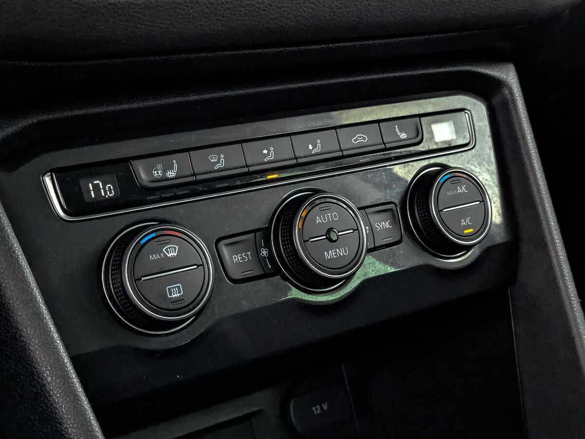 Volkswagen Tiguan 2018 года с пробегом. Фото: #16