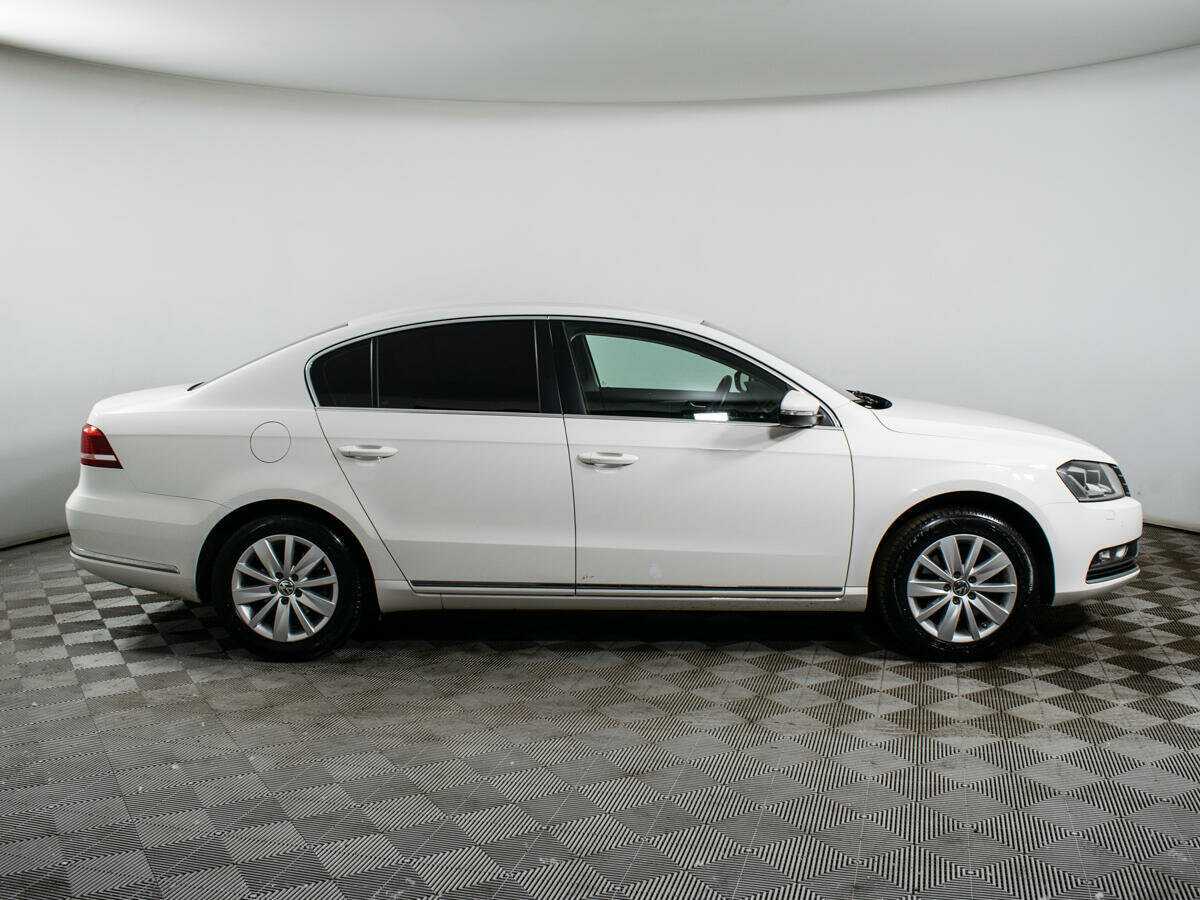 Volkswagen Passat 2014 года с пробегом. Фото: #2