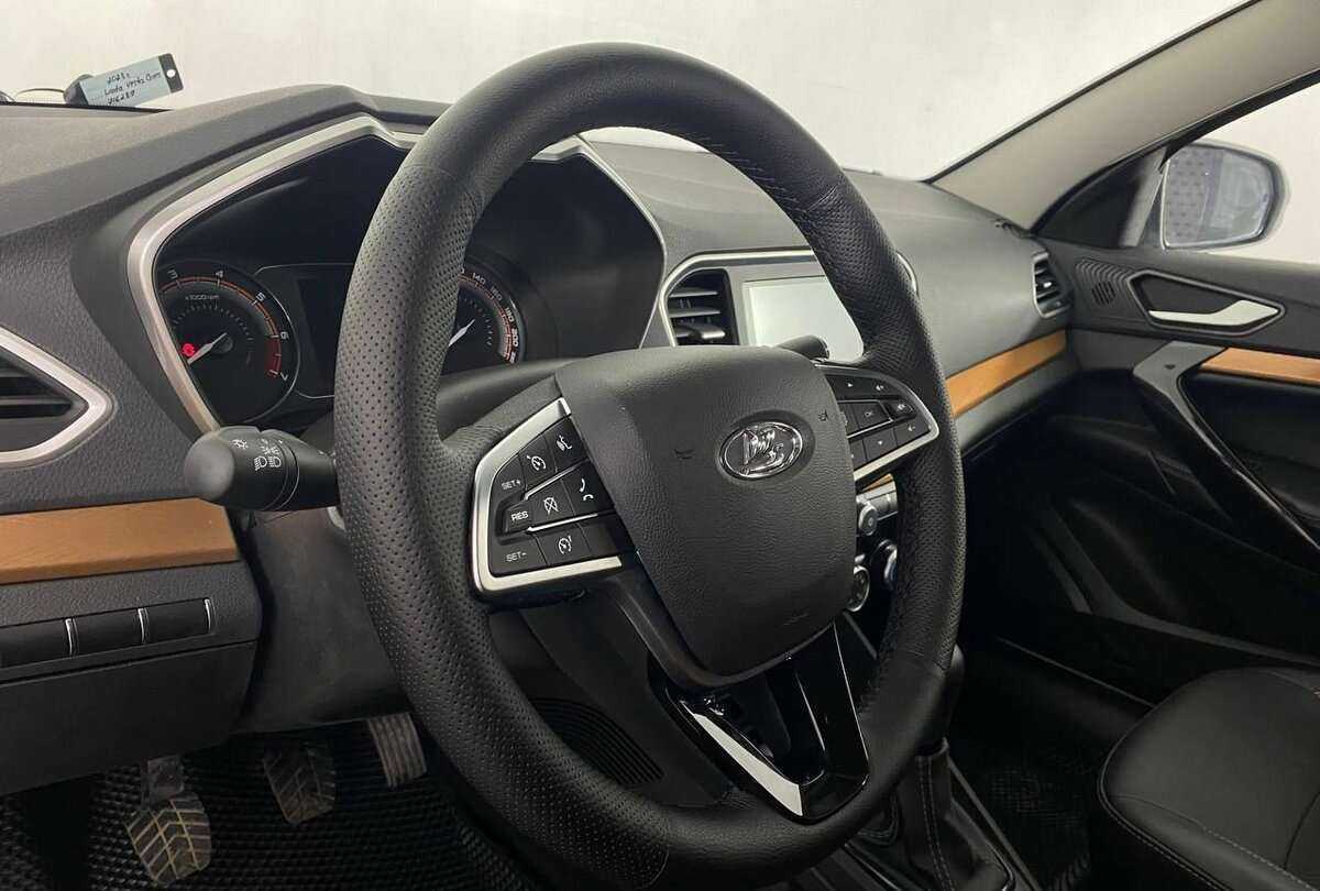 Lada (ВАЗ) Vesta 2023 года с пробегом. Фото: #11