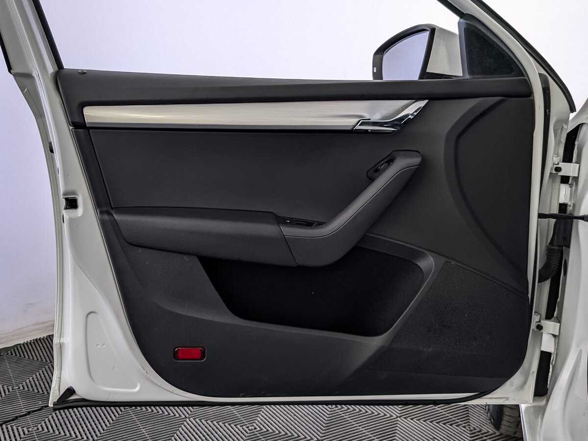 Skoda Octavia 2017 года с пробегом. Фото: #17