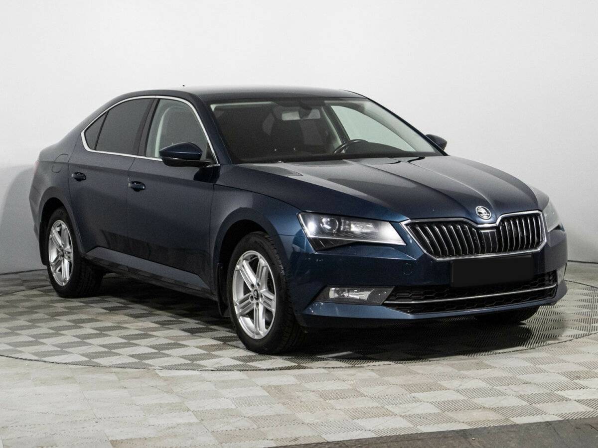 Skoda Superb 2015 года с пробегом. Фото: #2