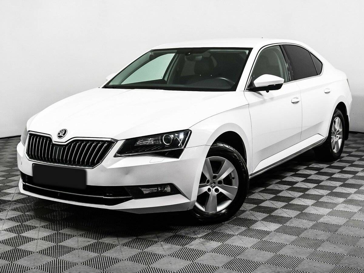 Skoda Superb 2016 года с пробегом. Фото: #0