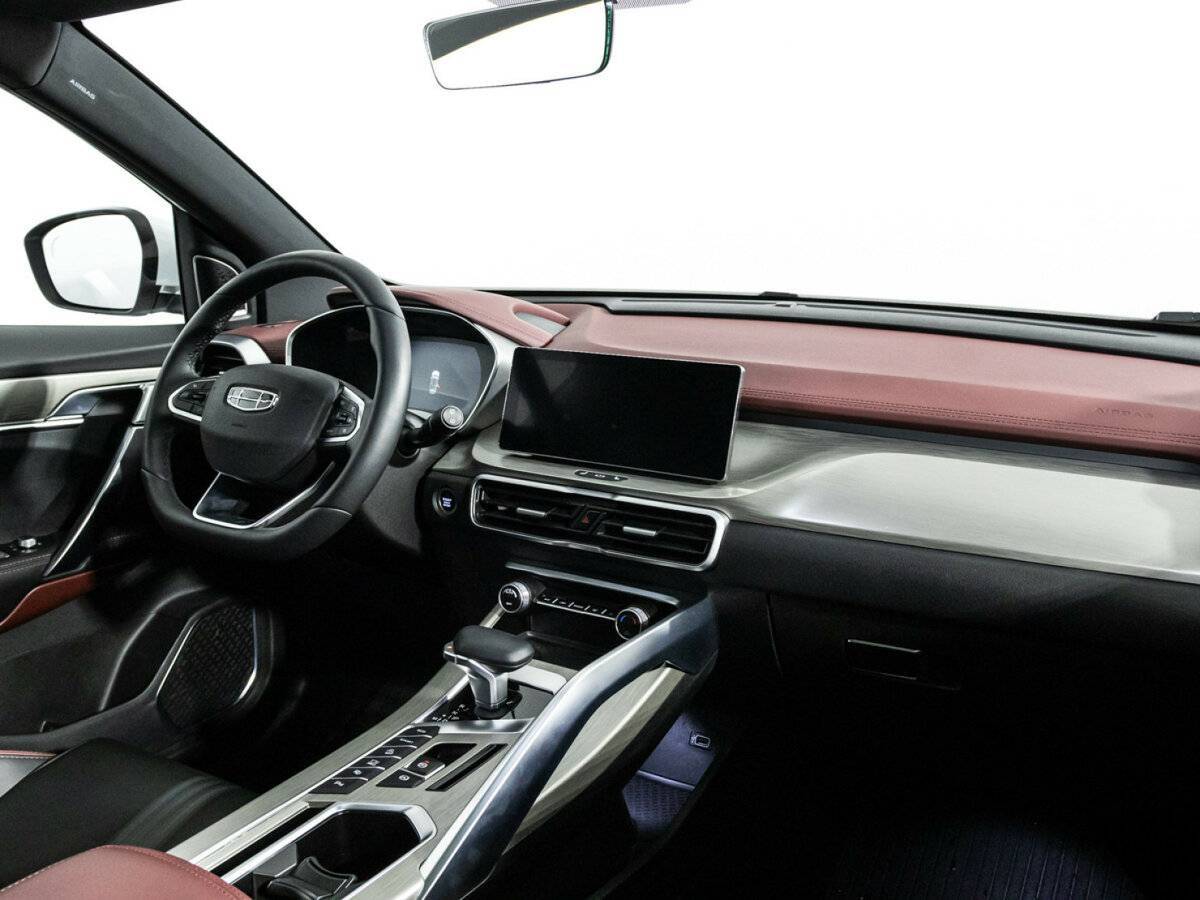 Geely Coolray 2023 года с пробегом. Фото: #8