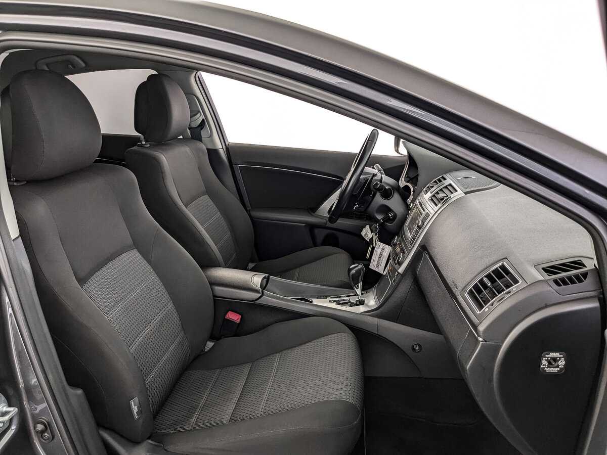 Toyota Avensis 2012 года с пробегом. Фото: #18