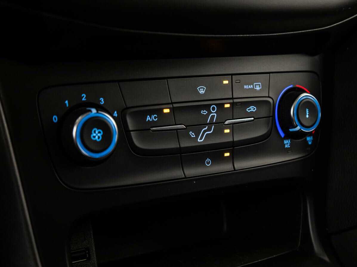 Ford Focus 2017 года с пробегом. Фото: #16
