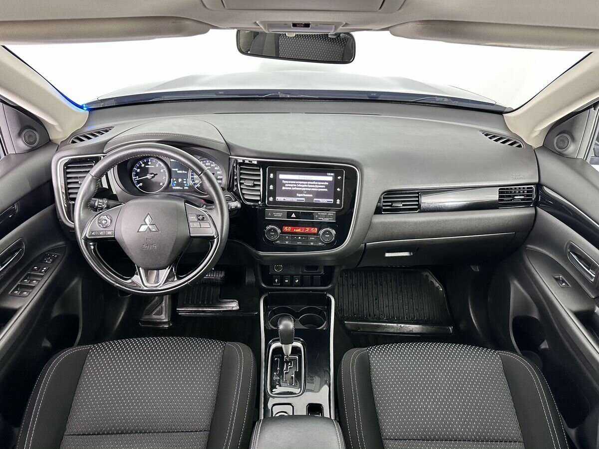 Mitsubishi Outlander 2019 года с пробегом. Фото: #11